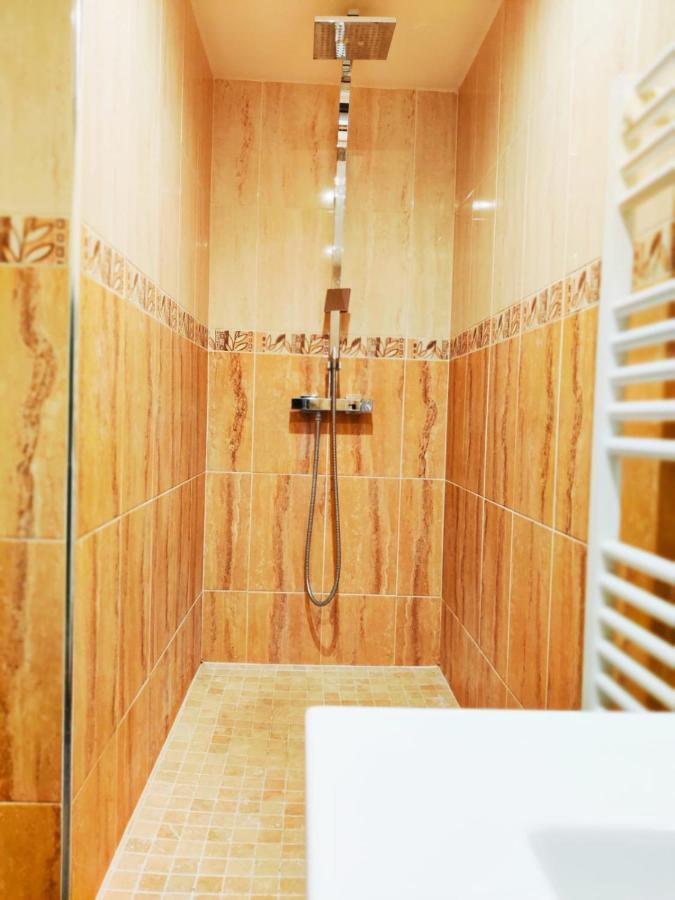Sw House Paris Stade De France Cdg 勒布朗-梅尼尔 外观 照片